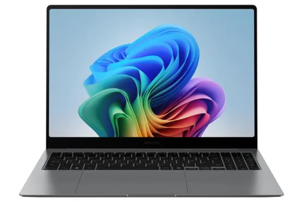 Prenosnik Samsung Galaxy BOOK5 / Core Ultra 5 / RAM 16 GB / 512GB SSD - slika 2